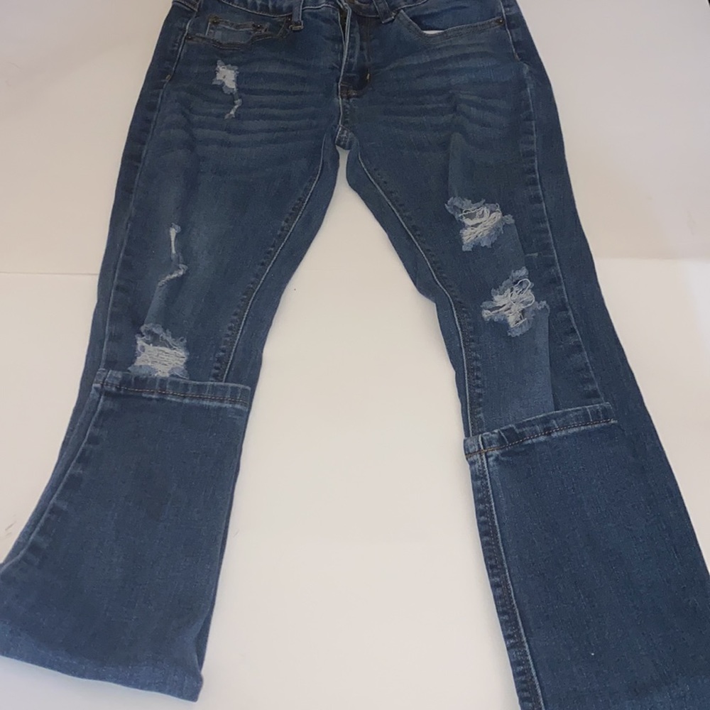 Mid Rise Ripped Jegging - Picture 2 of 3